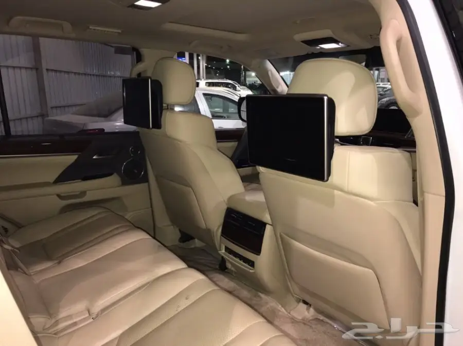 لكزس ال اكس 570 ابيض 2016 شركة سما للسيارات (image 15)