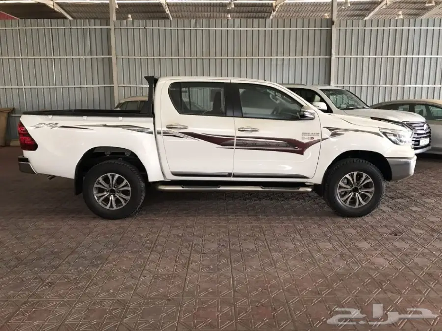 هايلكس غمارتين فل كامل 2018 ابيض سعودى - سما2 (image 11)