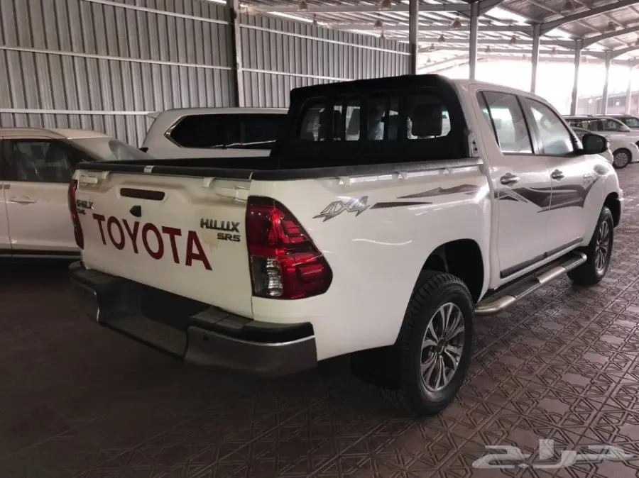 هايلكس غمارتين فل كامل 2018 ابيض سعودى - سما2 (image 19)