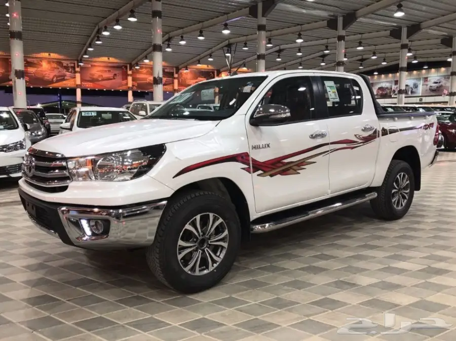 تويوتا هايلوكسS-GLX غمارتين2017بسعر 97000ريال