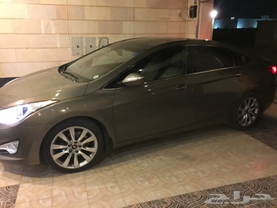 هونداي i 40 موديل 2014 فل كامل 