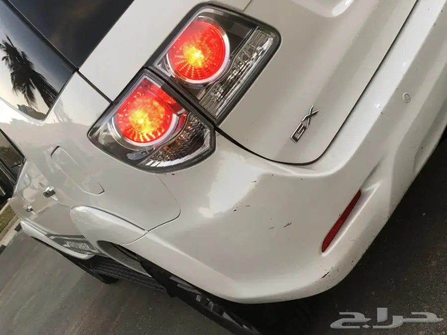 للبيع تويوتا فورتشنر دبل موديل 2015 4 سلندر (image 7)