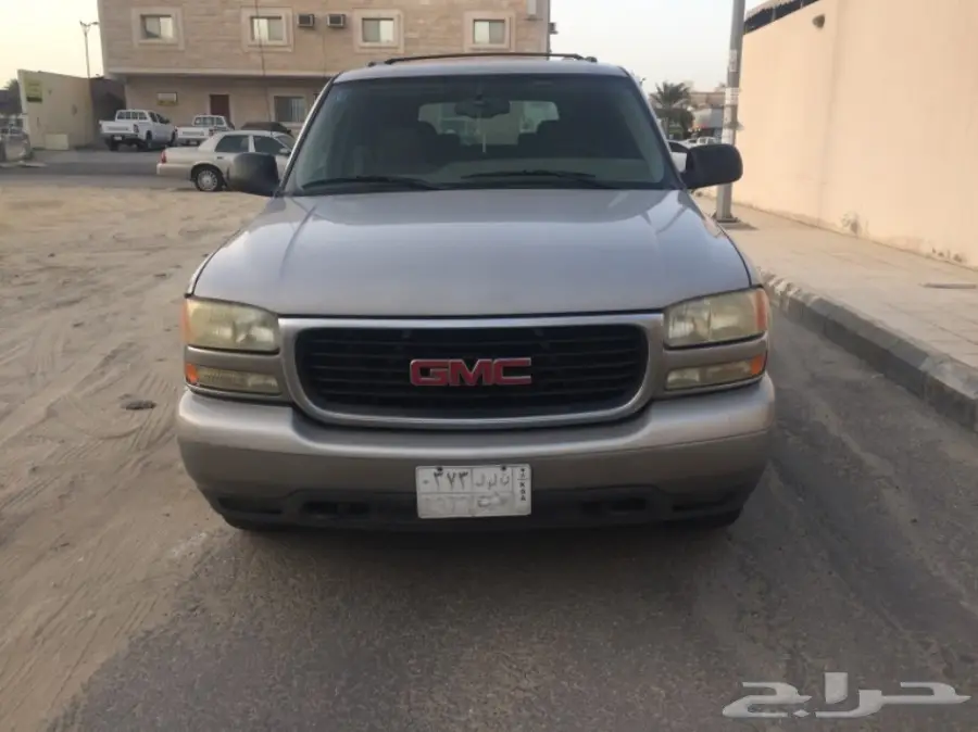 يوكن 2005 فضي دبل قصير (image 1)