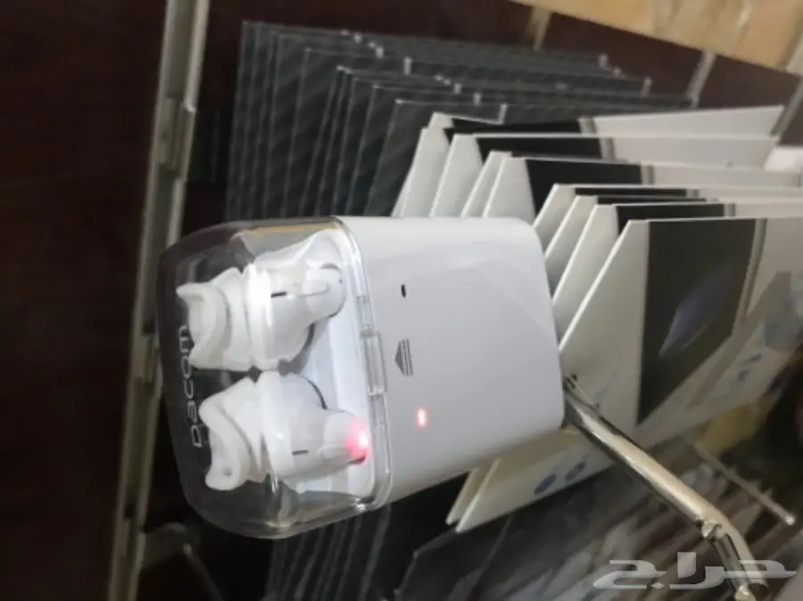 سماعات شبيهه بسماعات آبل 