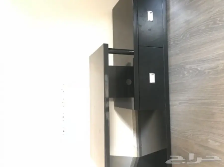 طاولة تلفزيون اسود كامل (image 1)