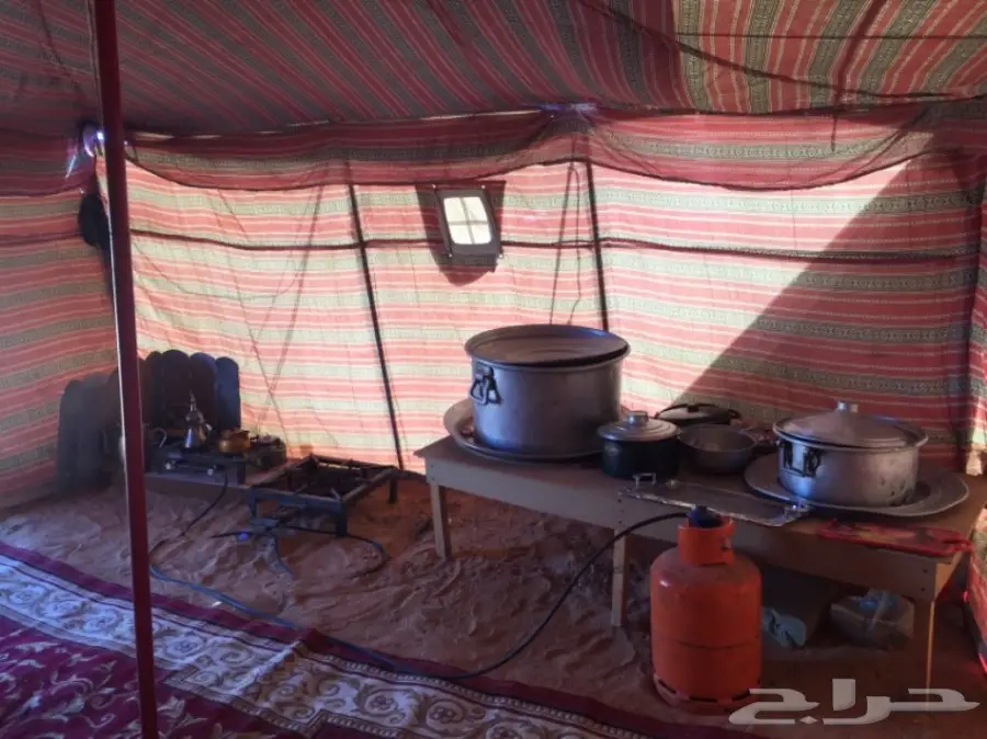 مخيم للإجار 