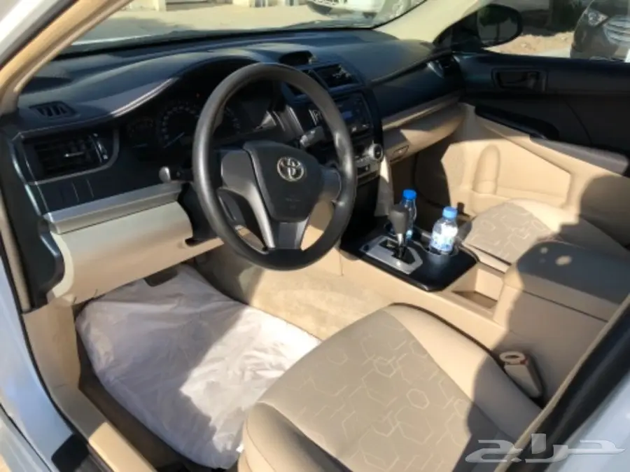 للبيع كامري GL مطور 2015 (image 9)