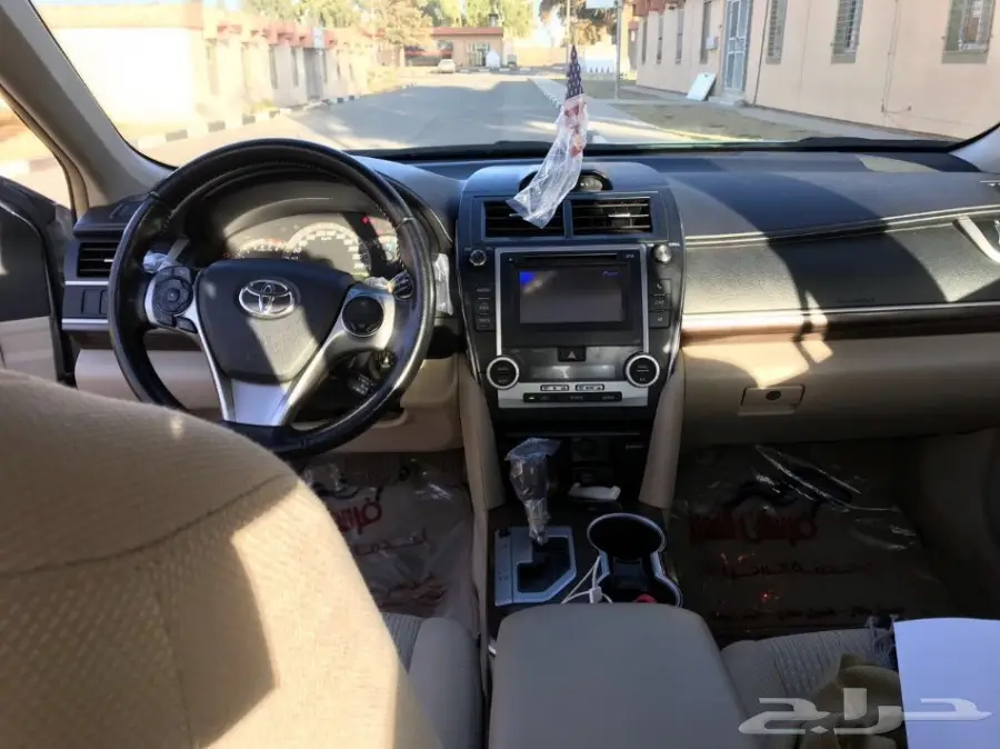 كامري 2015 فل كامل للبيع (image 7)