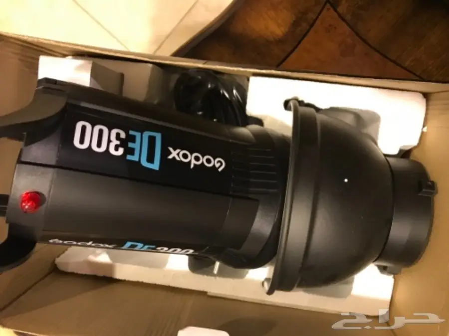 للبيع استديو تصوير فلاشات godox 300 واط  (image 2)