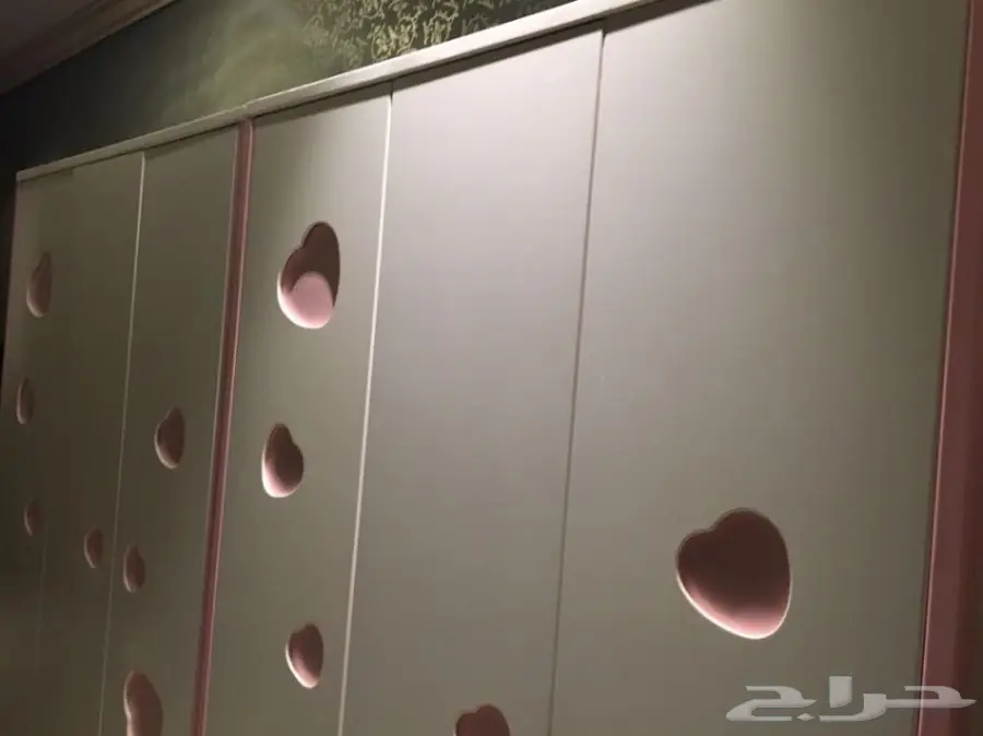 دولاب ملابس اطفال الى 18 سنه نظيف وممتاز (image 4)