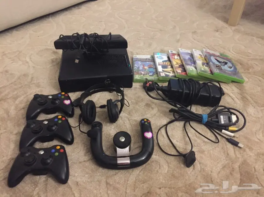xbox 360 للبيع مع اغراضه كاملة