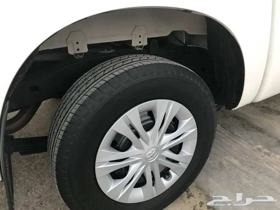 هايلكس GLX غمارتين سعودي (image 1)