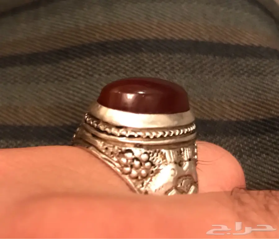 خااتم كبدي بفضه نقش يدوي قديم (image 4)