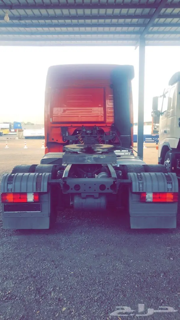 راس تريلا اكترس 1844 موديل 2008 (image 5)