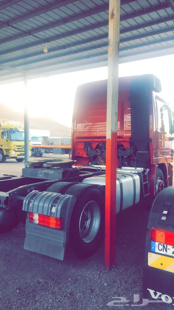 راس تريلا اكترس 1844 موديل 2008 (image 6)