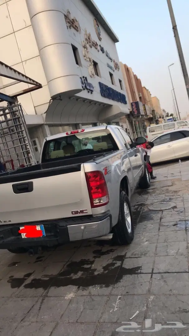 للبيع سييرا 2011