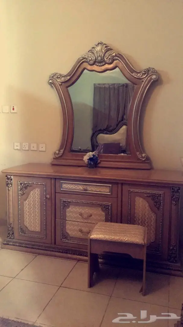 للبيع غرفة نوم مستعمله بحالة جيدة  (image 2)