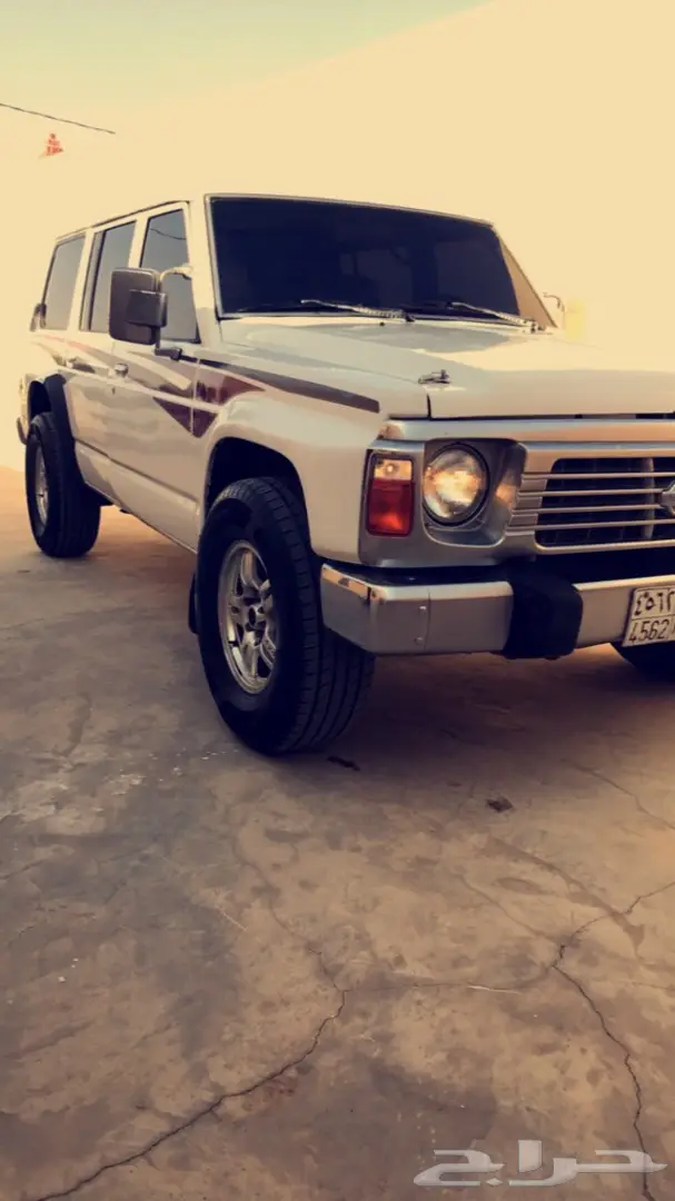 للبيع باترول سفاري 96ابيض مكينة 8  (image 2)