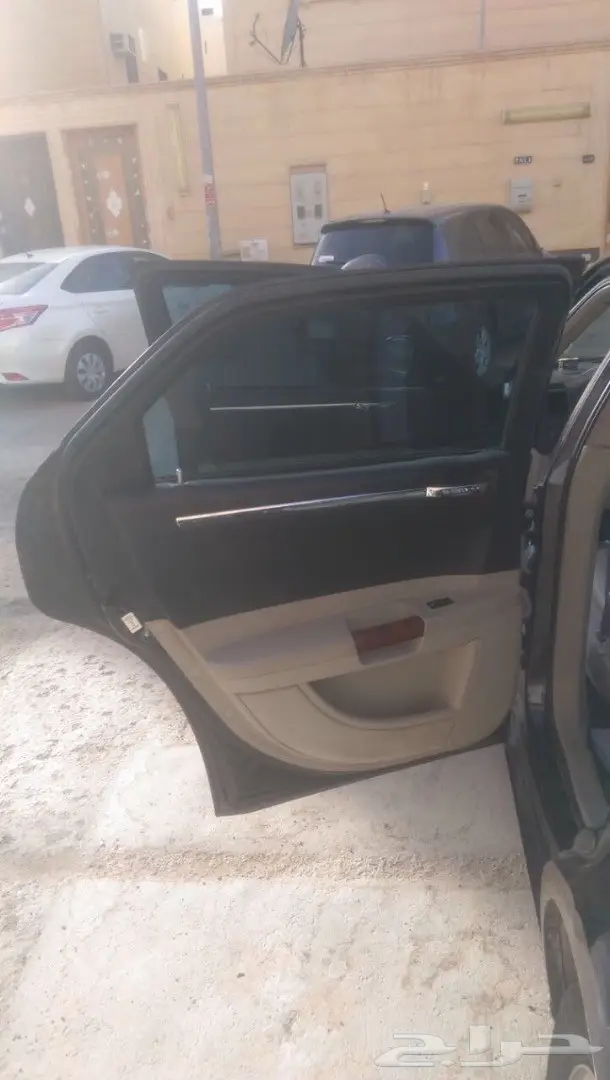 للبيع كرايسلر 300C 2006 (image 5)
