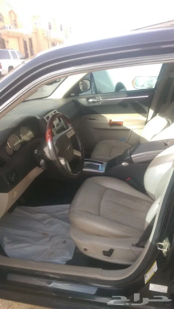 للبيع كرايسلر 300C 2006 (image 8)