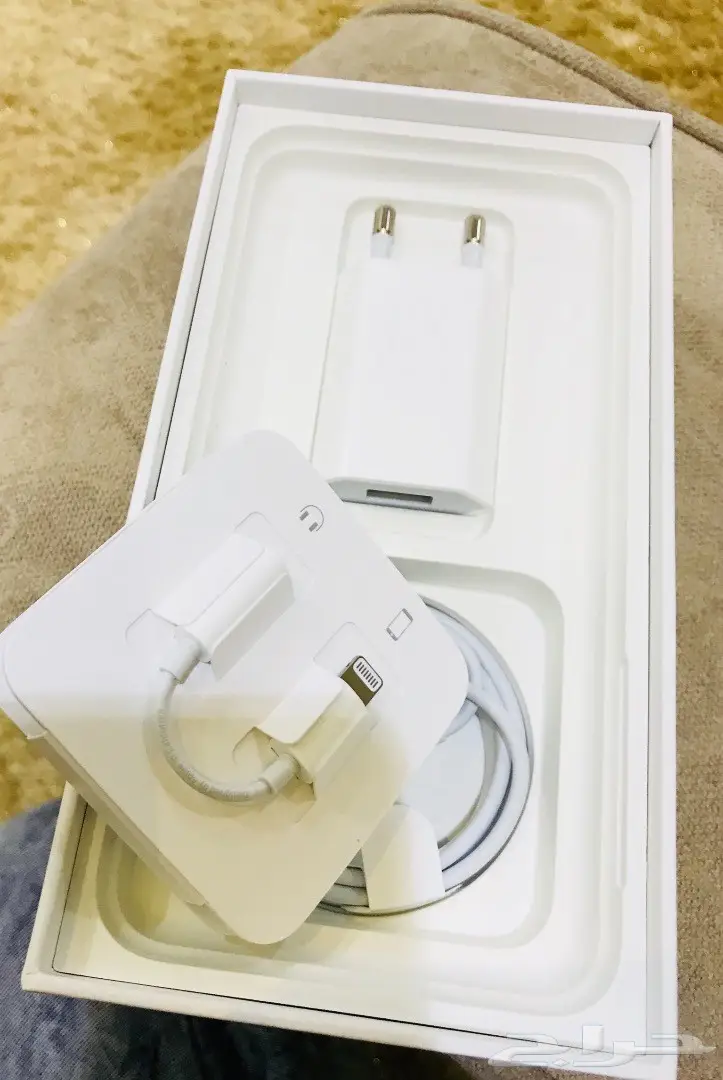 ايفون 7plus اسود نظيف جدا معاد تغليفه من ابل (image 3)