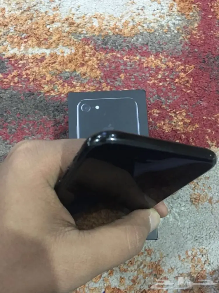 ايفون 7 اسود لامع  (image 5)