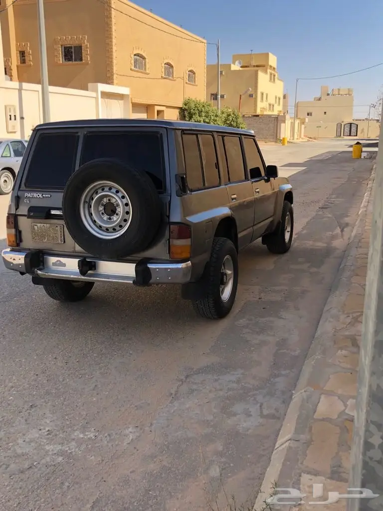 باترول صالون مكينة لكززس 