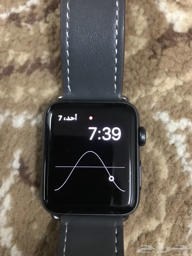 للبيع ساعة أبل الاصدار الثالث