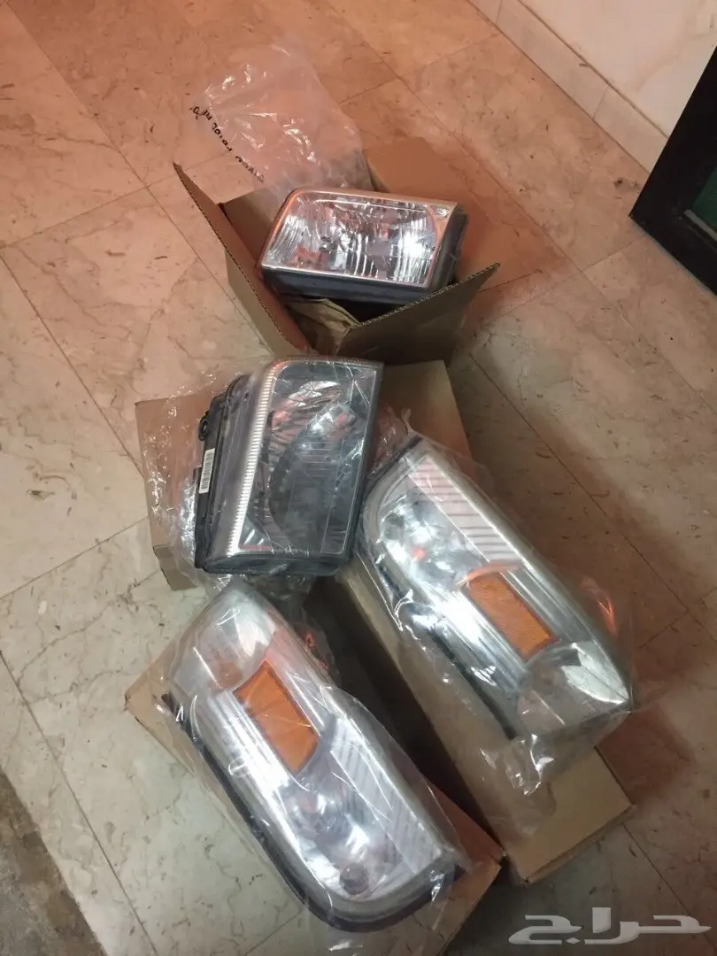 شمعات فورد كاملة مع الاسطبات (image 2)