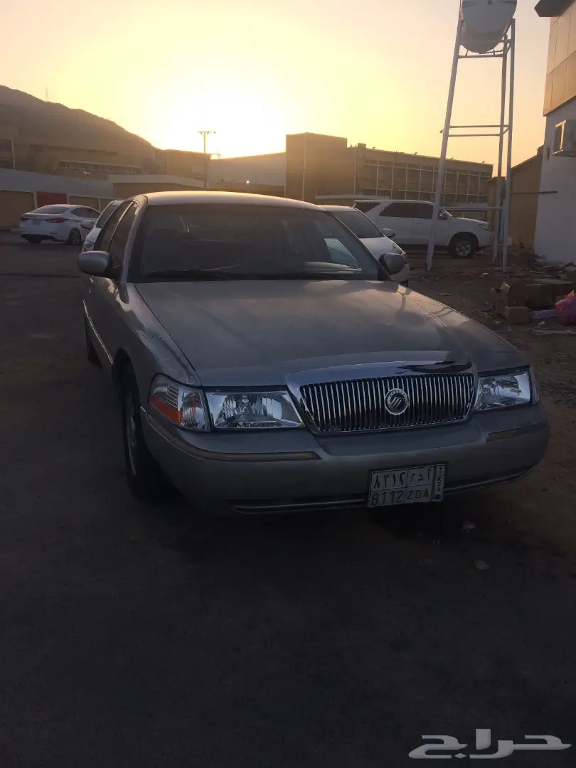 فورد 2004 ماركيز