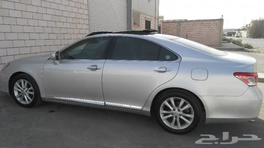 للبيع لكزسES350 قمه بالنظافه بنوراما2012 (image 4)