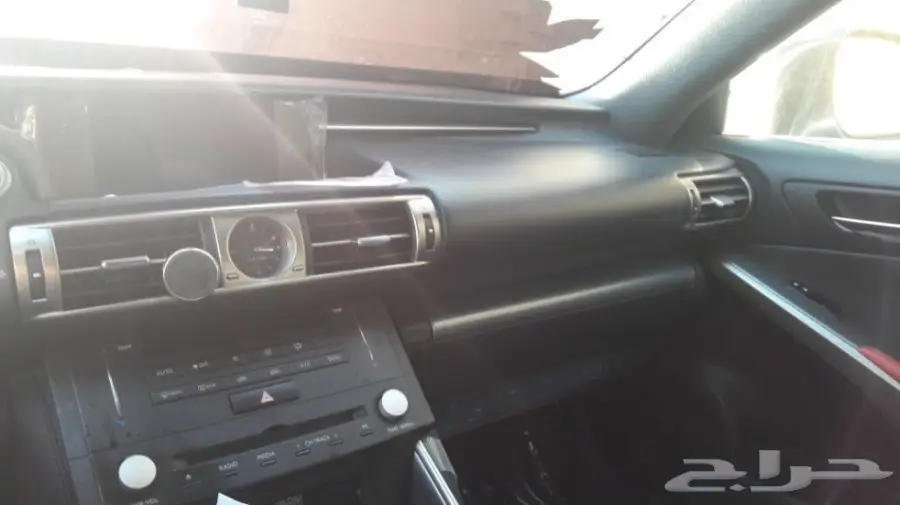 لكزس IS-f 2015  (image 3)