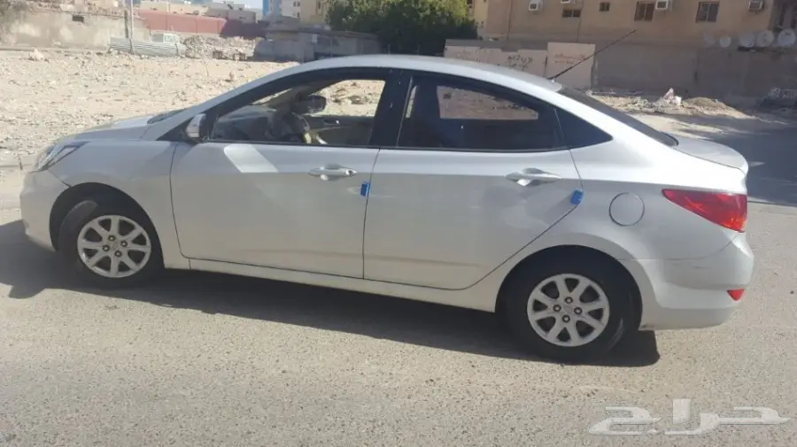 اكسنت 2012 للبيع (image 11)