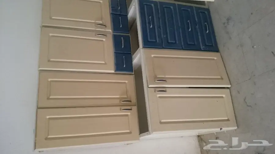 دولاب مطبخ ابواب خشب صناعة العيدروس (image 1)