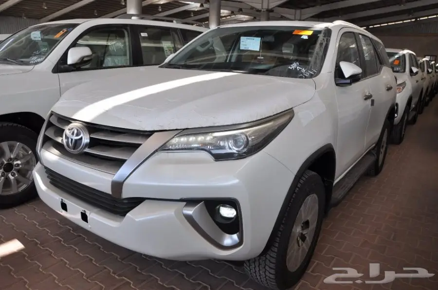 تويوتا فورتشنرVX2 2018 سعودي 6 سلندر 132000