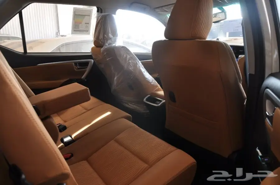 تويوتا فورتشنرVX2 2018 سعودي 6 سلندر 132000 (image 9)