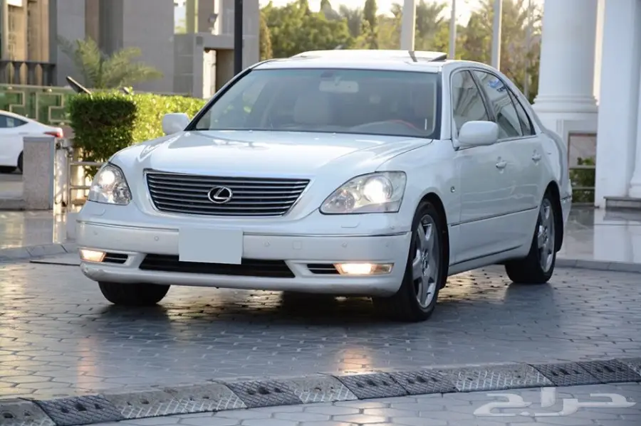 لكزس 430 موديل 2004 سعودي