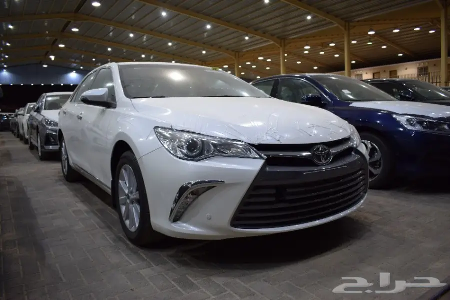 تويوتا كامري فل GLX خليجي فتحه بصمه2017 (image 5)