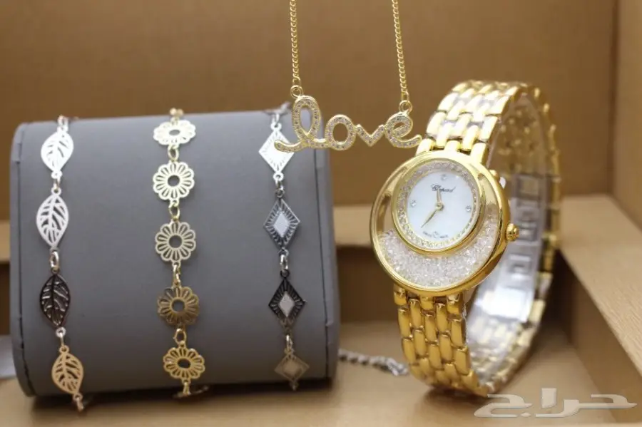 ساعات نسائية من شوبارد ب200 ريال (image 1)