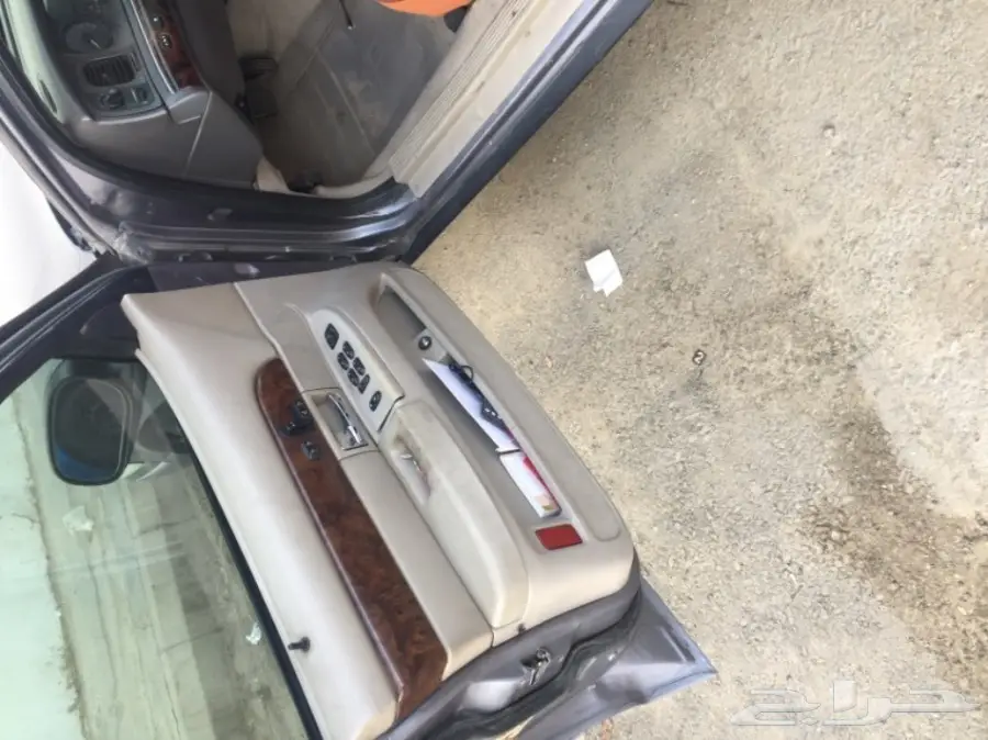 فورد قراند ماركيز 2006 فل كامل  (image 16)