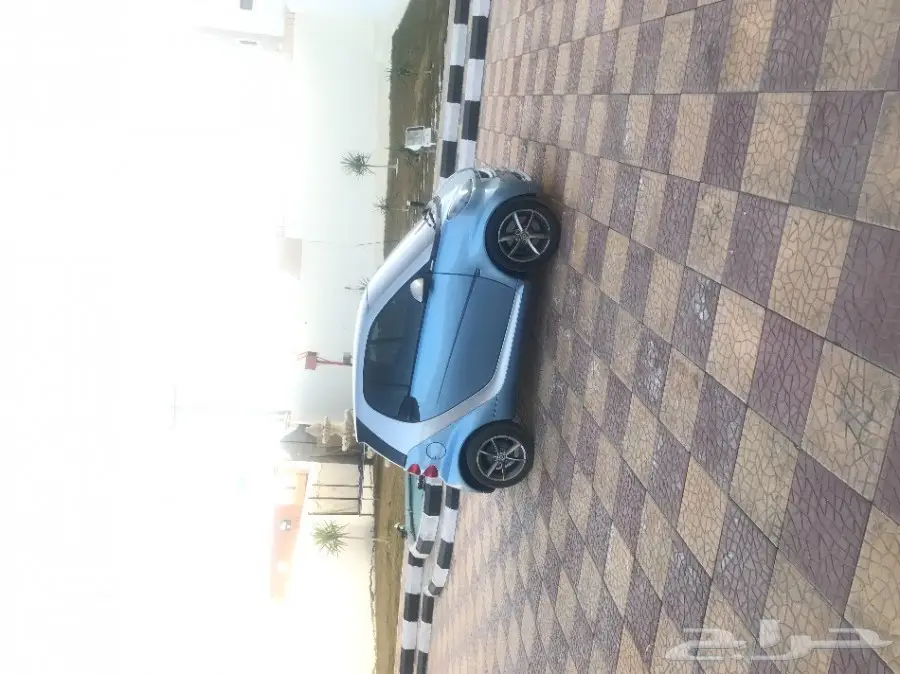 سياره وكيلها مورسيديس باب واحد صغيره جدا  (image 4)