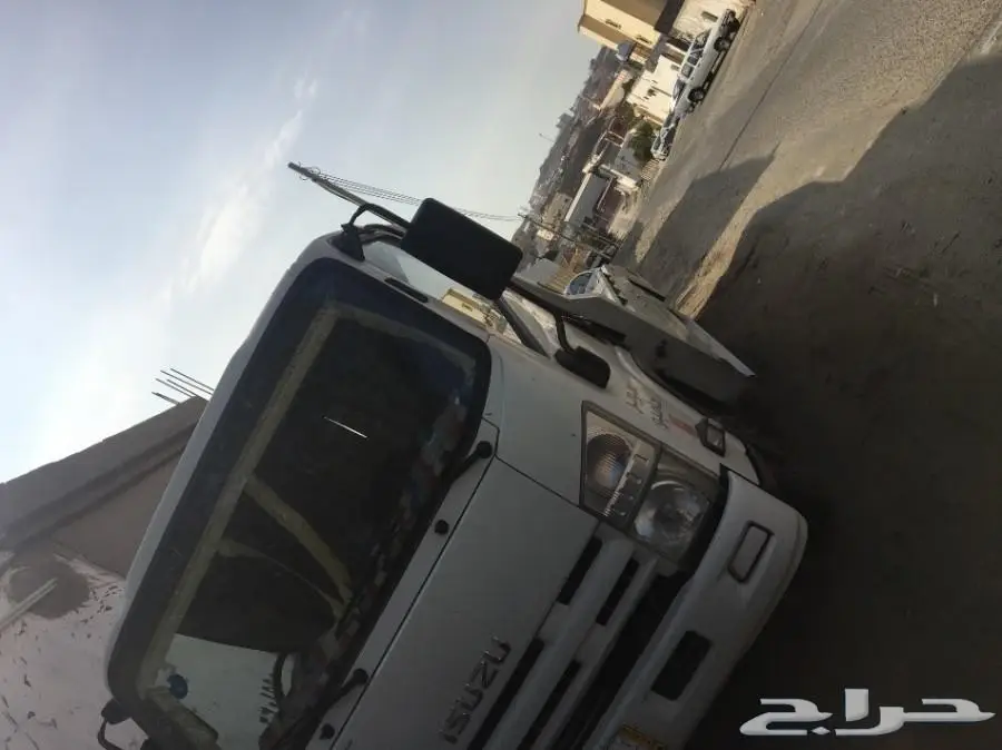 سطحه للنقل داخل وخارج جده