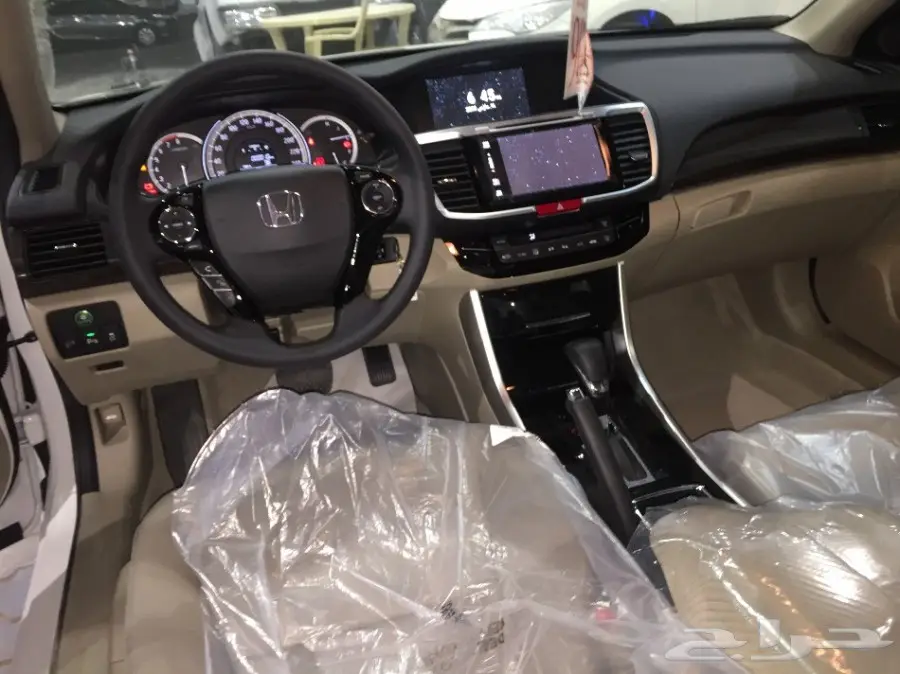 هوندا أكورد سبيشيال 2017 سعودى (image 7)