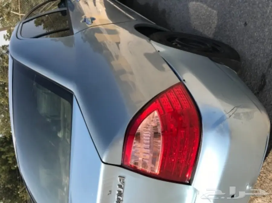 تويوتا كورولا 2005 (image 8)