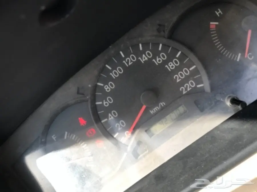 تويوتا كورولا 2005 (image 16)