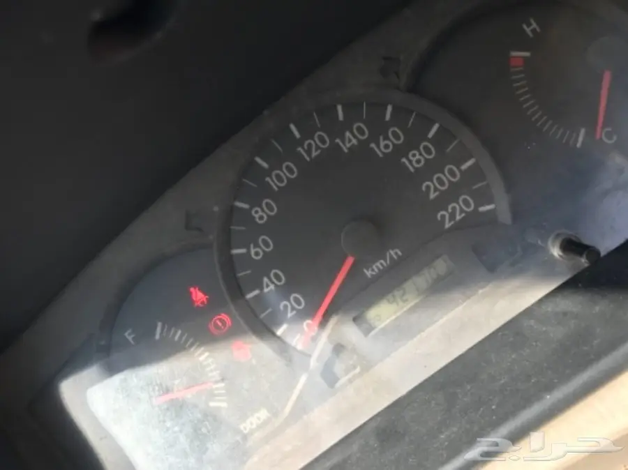 تويوتا كورولا 2005 (image 17)