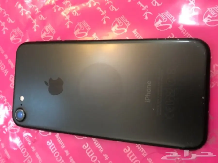 ايفون 7 اسود مطفي مقفل ايكلود