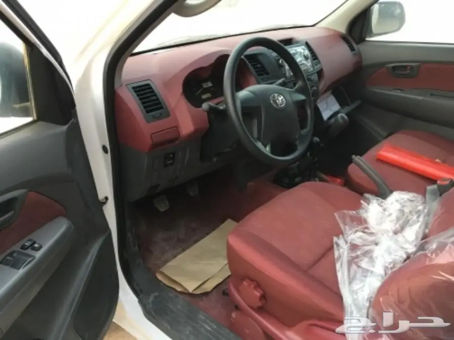 تجديد قوي: هايلكس غمارة GLX دبل بريمي 2015 - فرصة لا تُفوّت! (image 4)