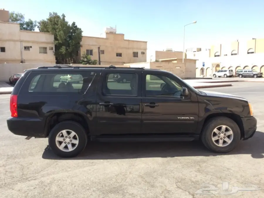 جمس يوكن XL أسود دبل 2011 (image 4)