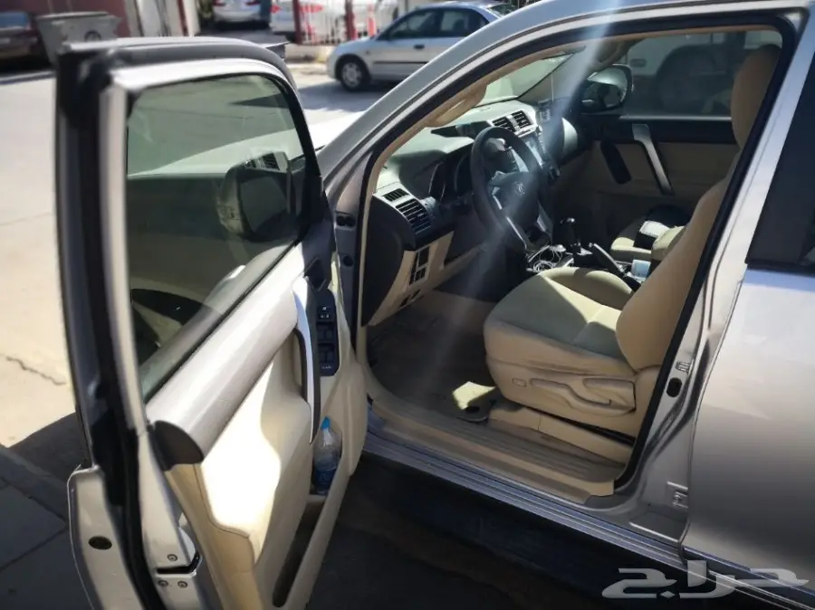 سيارة تويوتا برادو 2015 للبيع  (image 4)